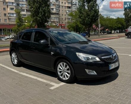 Черный Опель Астра, объемом двигателя 1.7 л и пробегом 254 тыс. км за 7900 $, фото 1 на Automoto.ua