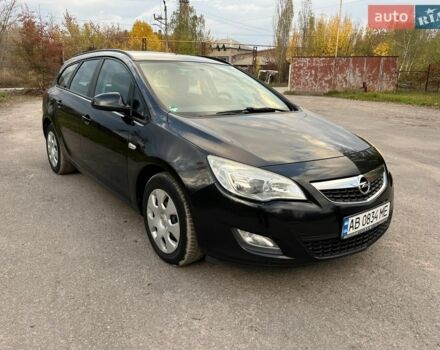 Черный Опель Астра, объемом двигателя 1.2 л и пробегом 258 тыс. км за 6200 $, фото 1 на Automoto.ua