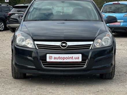 Черный Опель Астра, объемом двигателя 1.6 л и пробегом 251 тыс. км за 5500 $, фото 1 на Automoto.ua