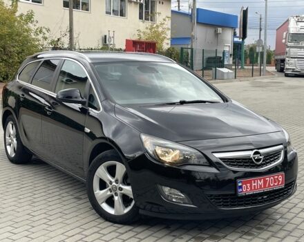 Черный Опель Астра, объемом двигателя 1.6 л и пробегом 125 тыс. км за 7450 $, фото 1 на Automoto.ua