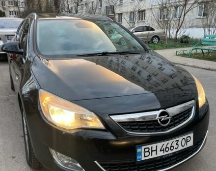 Черный Опель Астра, объемом двигателя 1.96 л и пробегом 264 тыс. км за 7900 $, фото 1 на Automoto.ua