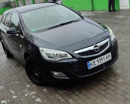 Черный Опель Астра, объемом двигателя 2 л и пробегом 232 тыс. км за 8700 $, фото 1 на Automoto.ua