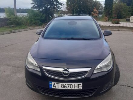 Черный Опель Астра, объемом двигателя 1.2 л и пробегом 288 тыс. км за 5516 $, фото 1 на Automoto.ua