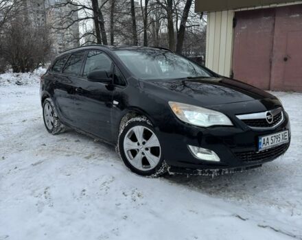 Черный Опель Астра, объемом двигателя 1.7 л и пробегом 281 тыс. км за 6000 $, фото 1 на Automoto.ua