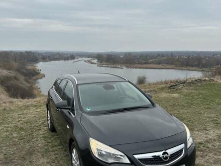 Чорний Опель Астра, об'ємом двигуна 1.69 л та пробігом 221 тис. км за 8500 $, фото 1 на Automoto.ua