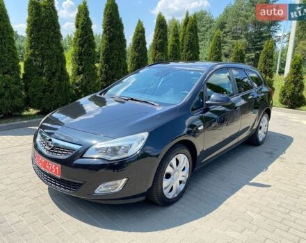Чорний Опель Астра, об'ємом двигуна 1.7 л та пробігом 280 тис. км за 7000 $, фото 1 на Automoto.ua