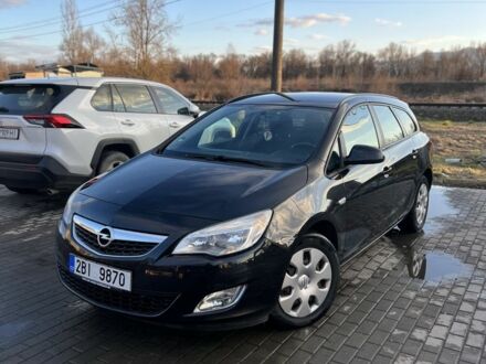 Опель Астра 2012 у Тячеве на Automoto.ua Чорний Опель Астра, об'ємом двигуна 1.7 л та пробігом 270 тис. км за 3000 $, фото 1 на Automoto.ua
