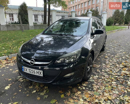 Черный Опель Астра, объемом двигателя 1.7 л и пробегом 216 тыс. км за 7000 $, фото 1 на Automoto.ua