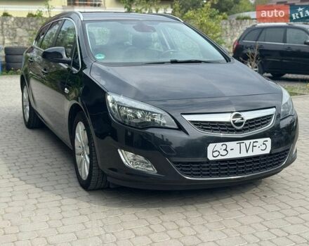 Черный Опель Астра, объемом двигателя 1.7 л и пробегом 217 тыс. км за 7700 $, фото 1 на Automoto.ua