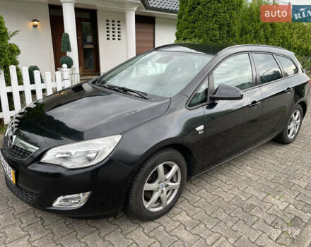 Черный Опель Астра, объемом двигателя 1.6 л и пробегом 220 тыс. км за 6700 $, фото 1 на Automoto.ua