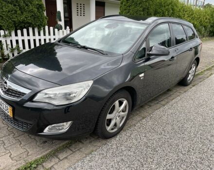 Черный Опель Астра, объемом двигателя 1.7 л и пробегом 230 тыс. км за 6700 $, фото 1 на Automoto.ua