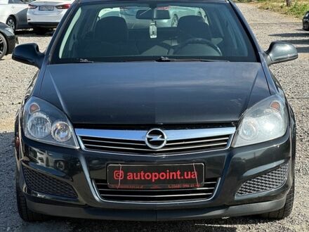 Черный Опель Астра, объемом двигателя 1.6 л и пробегом 251 тыс. км за 5900 $, фото 1 на Automoto.ua