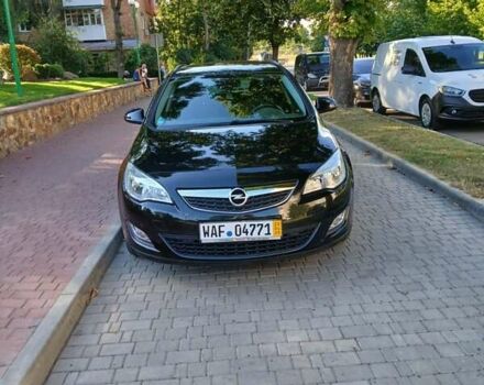 Черный Опель Астра, объемом двигателя 1.4 л и пробегом 167 тыс. км за 6800 $, фото 1 на Automoto.ua
