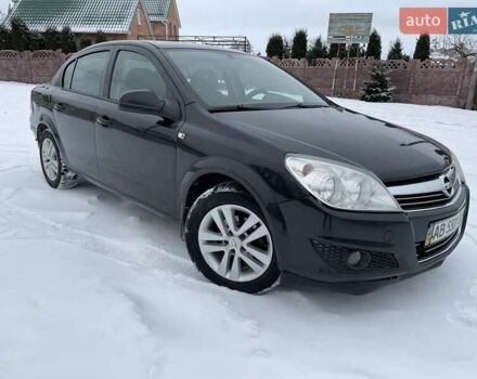 Черный Опель Астра, объемом двигателя 1.6 л и пробегом 224 тыс. км за 4900 $, фото 1 на Automoto.ua