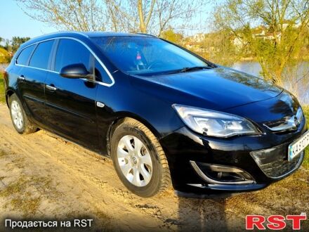 Опель Астра 2013 в Киевская на Automoto.ua Черный Опель Астра, объемом двигателя 1.7 л и пробегом 306 тыс. км за 5600 $, фото 1 на Automoto.ua