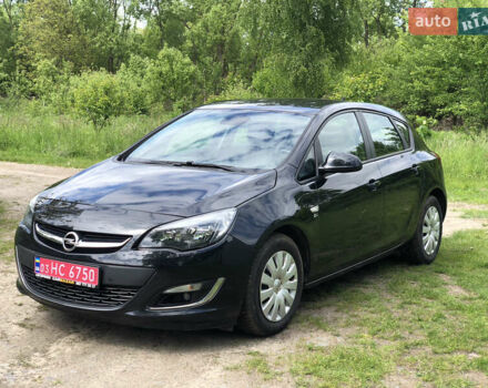 Черный Опель Астра, объемом двигателя 1.6 л и пробегом 155 тыс. км за 9300 $, фото 1 на Automoto.ua
