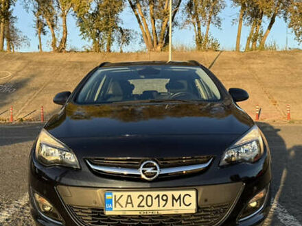 Черный Опель Астра, объемом двигателя 1.4 л и пробегом 211 тыс. км за 7500 $, фото 1 на Automoto.ua