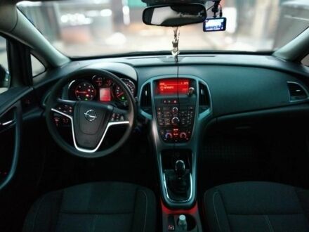 Опель Астра 2013 у Одесі на Automoto.ua Чорний Опель Астра, об'ємом двигуна 1.7 л та пробігом 303 тис. км за 7500 $, фото 1 на Automoto.ua