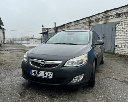 Черный Опель Астра, объемом двигателя 0 л и пробегом 380 тыс. км за 3500 $, фото 1 на Automoto.ua