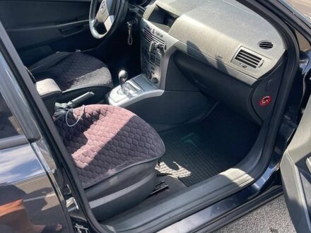 Чорний Опель Астра, об'ємом двигуна 1.6 л та пробігом 175 тис. км за 5300 $, фото 1 на Automoto.ua