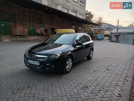 Опель Астра 2013 в Одессе на Automoto.ua Черный Опель Астра, объемом двигателя 1.6 л и пробегом 105 тыс. км за 5500 $, фото 1 на Automoto.ua
