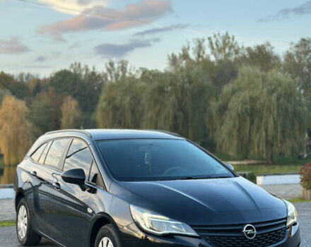 Черный Опель Астра, объемом двигателя 1.6 л и пробегом 263 тыс. км за 10999 $, фото 1 на Automoto.ua