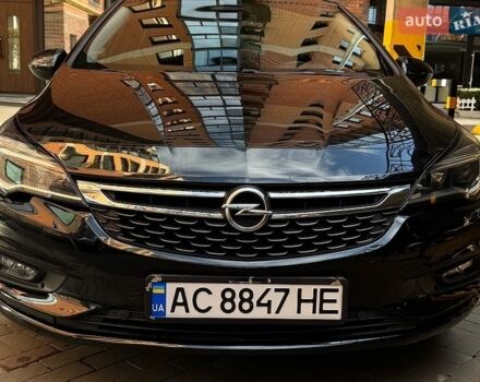 Черный Опель Астра, объемом двигателя 1.6 л и пробегом 180 тыс. км за 9300 $, фото 1 на Automoto.ua