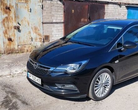 Черный Опель Астра, объемом двигателя 1.6 л и пробегом 237 тыс. км за 12400 $, фото 1 на Automoto.ua