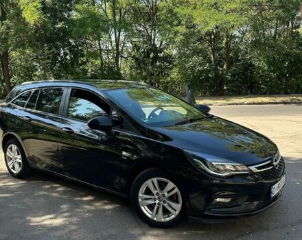 Черный Опель Астра, объемом двигателя 1.6 л и пробегом 233 тыс. км за 9700 $, фото 1 на Automoto.ua