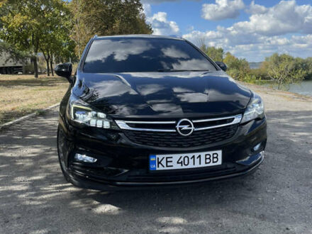 Опель Астра 2019 в Днепре (Днепропетровске) на Automoto.ua Черный Опель Астра, объемом двигателя 1.6 л и пробегом 119 тыс. км за 12900 $, фото 1 на Automoto.ua