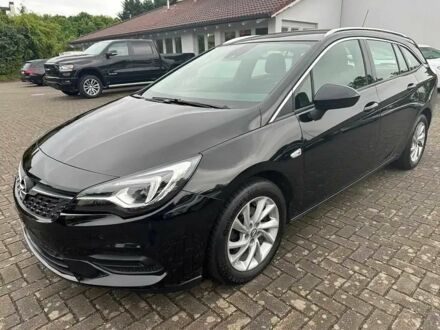 Черный Опель Астра, объемом двигателя 1.5 л и пробегом 22 тыс. км за 11000 $, фото 1 на Automoto.ua