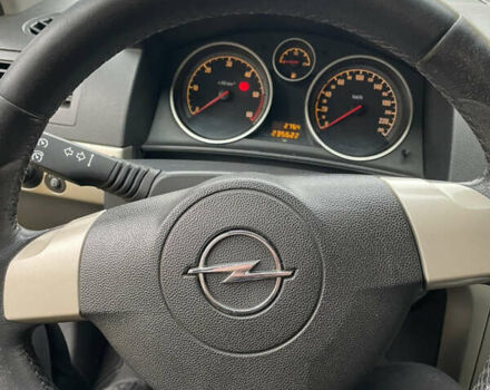 Фіолетовий Опель Астра, об'ємом двигуна 1.91 л та пробігом 235 тис. км за 4750 $, фото 11 на Automoto.ua