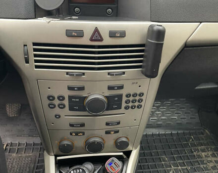 Фіолетовий Опель Астра, об'ємом двигуна 1.91 л та пробігом 235 тис. км за 4750 $, фото 12 на Automoto.ua