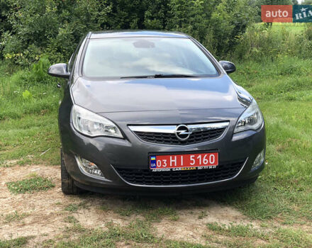 Коричневий Опель Астра, об'ємом двигуна 1.6 л та пробігом 150 тис. км за 8950 $, фото 13 на Automoto.ua