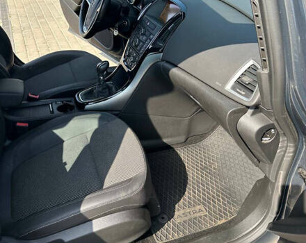 Коричневый Опель Астра, объемом двигателя 1.6 л и пробегом 155 тыс. км за 9500 $, фото 47 на Automoto.ua