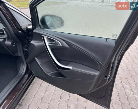 Коричневый Опель Астра, объемом двигателя 1.7 л и пробегом 169 тыс. км за 8600 $, фото 10 на Automoto.ua