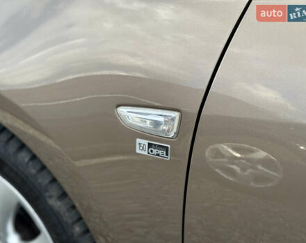 Опель Астра 2013 в Умани на Automoto.ua Коричневый Опель Астра, объемом двигателя 1.7 л и пробегом 248 тыс. км за 8950 $, фото 6 на Automoto.ua
