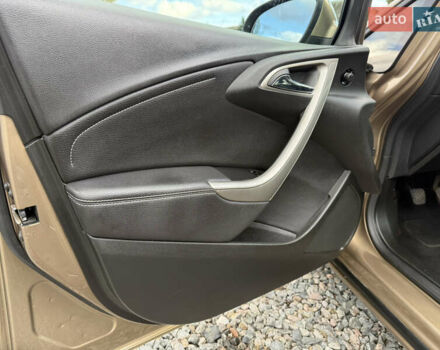 Опель Астра 2013 в Умани на Automoto.ua Коричневый Опель Астра, объемом двигателя 1.7 л и пробегом 248 тыс. км за 8950 $, фото 12 на Automoto.ua