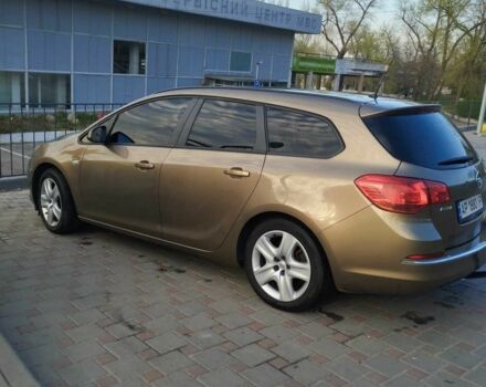 Коричневый Опель Астра, объемом двигателя 1.7 л и пробегом 206 тыс. км за 7800 $, фото 8 на Automoto.ua