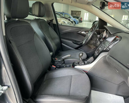 Опель Астра 2015 у Стрые на Automoto.ua Коричневий Опель Астра, об'ємом двигуна 1.6 л та пробігом 237 тис. км за 8950 $, фото 43 на Automoto.ua