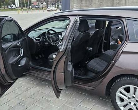 Коричневый Опель Астра, объемом двигателя 1.6 л и пробегом 246 тыс. км за 10700 $, фото 9 на Automoto.ua