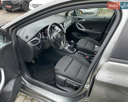 Коричневый Опель Астра, объемом двигателя 1.6 л и пробегом 225 тыс. км за 10300 $, фото 4 на Automoto.ua