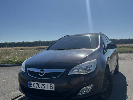 Коричневий Опель Астра, об'ємом двигуна 1.7 л та пробігом 299 тис. км за 7600 $, фото 1 на Automoto.ua