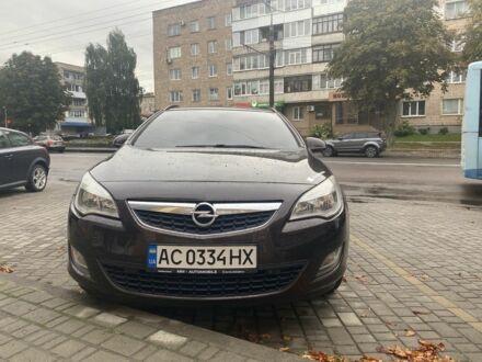 Коричневый Опель Астра, объемом двигателя 1.7 л и пробегом 255 тыс. км за 7999 $, фото 1 на Automoto.ua