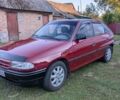 Красный Опель Астра, объемом двигателя 1.6 л и пробегом 266 тыс. км за 1500 $, фото 1 на Automoto.ua