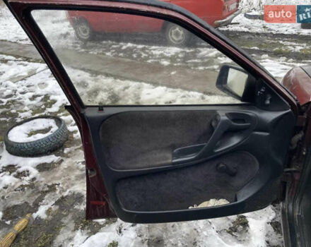 Красный Опель Астра, объемом двигателя 1.6 л и пробегом 265 тыс. км за 1200 $, фото 3 на Automoto.ua