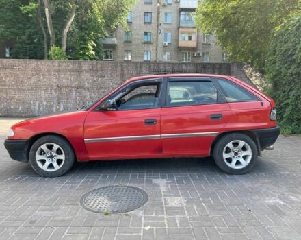 Червоний Опель Астра, об'ємом двигуна 1.6 л та пробігом 400 тис. км за 1500 $, фото 4 на Automoto.ua