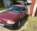 Красный Опель Астра, объемом двигателя 1.6 л и пробегом 320 тыс. км за 1200 $, фото 5 на Automoto.ua