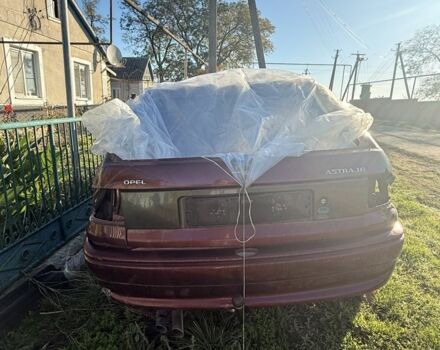 Красный Опель Астра, объемом двигателя 1.6 л и пробегом 400 тыс. км за 550 $, фото 8 на Automoto.ua