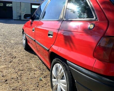 Червоний Опель Астра, об'ємом двигуна 1.4 л та пробігом 348 тис. км за 2500 $, фото 2 на Automoto.ua